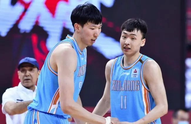 尽管吉鲁已经37岁，作为米兰阵中非门将位置年龄最大的球员，他仍是球队本赛季目前的最佳得分手。